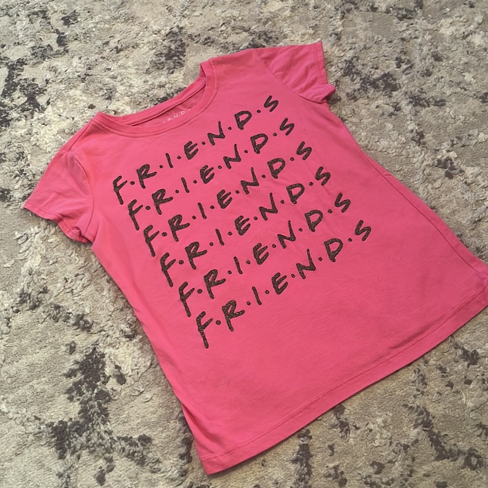Girls M (7/8) Friends Shirt